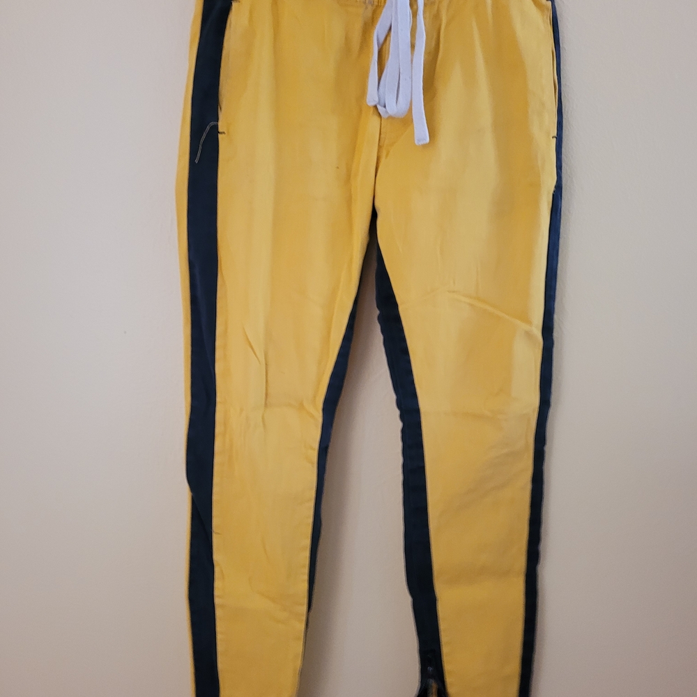 "BRUCE LEE- Enter the Dragon" Yellow and Black Men's Pants
